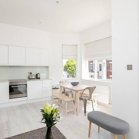 Guestready - West Kensington Home W/Balcony London Exterior foto