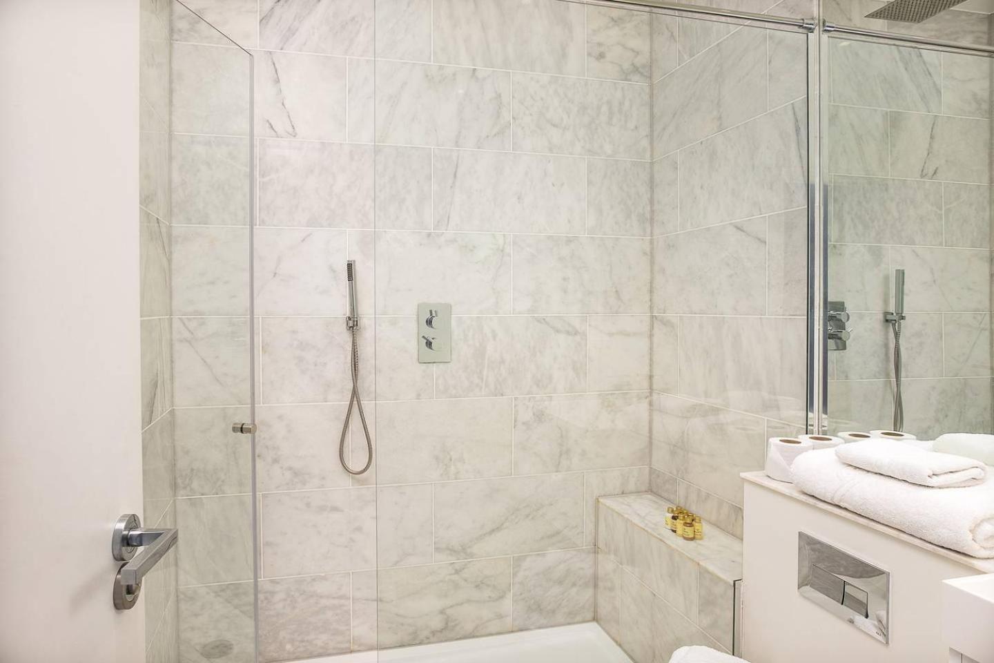 Guestready - West Kensington Home W/Balcony London Exterior foto